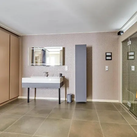 Spacious In Near Casino Daire *