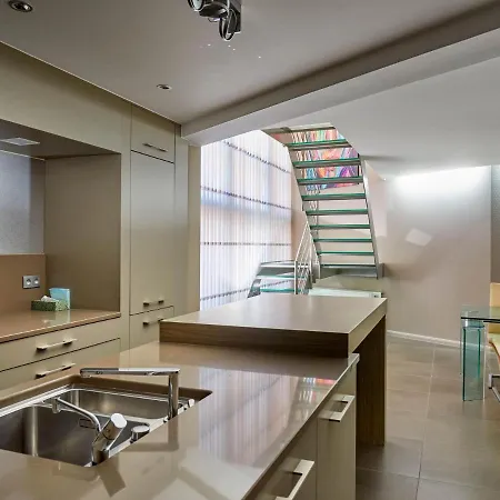 Spacious In Near Casino *